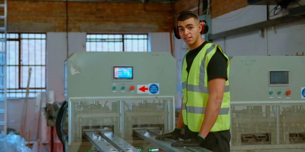 staging board punch it holes