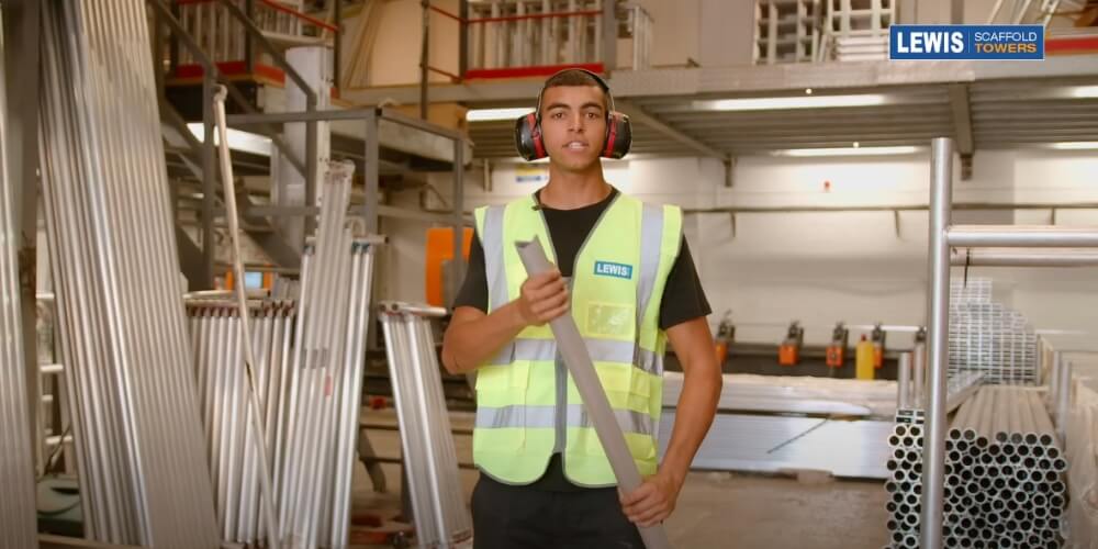 notched serrated horizontal aluminium tube lewis